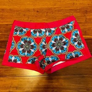 Nicole Miller Hot Pink Shorts!